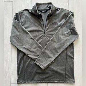 EUC North Face pullover quarter zip